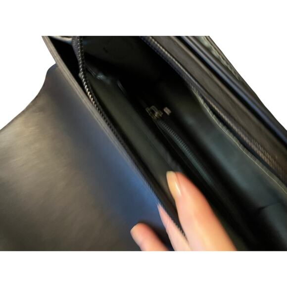 Pixie Mood Zoe Black Crossbody Cruelty Free Bag - Picture 6 of 8